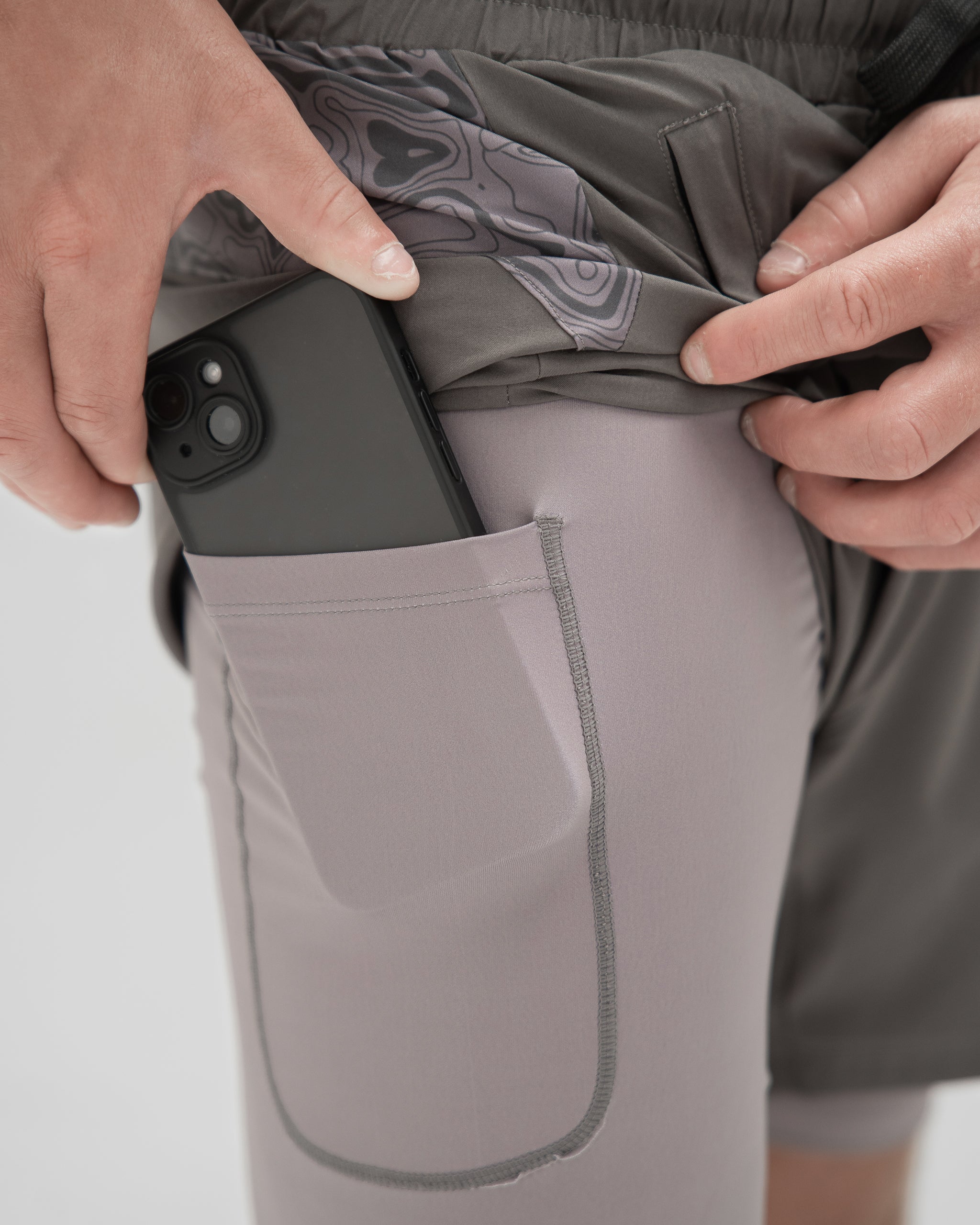 DÀ-THÒNA LIATH TWO LAYER SHORTS