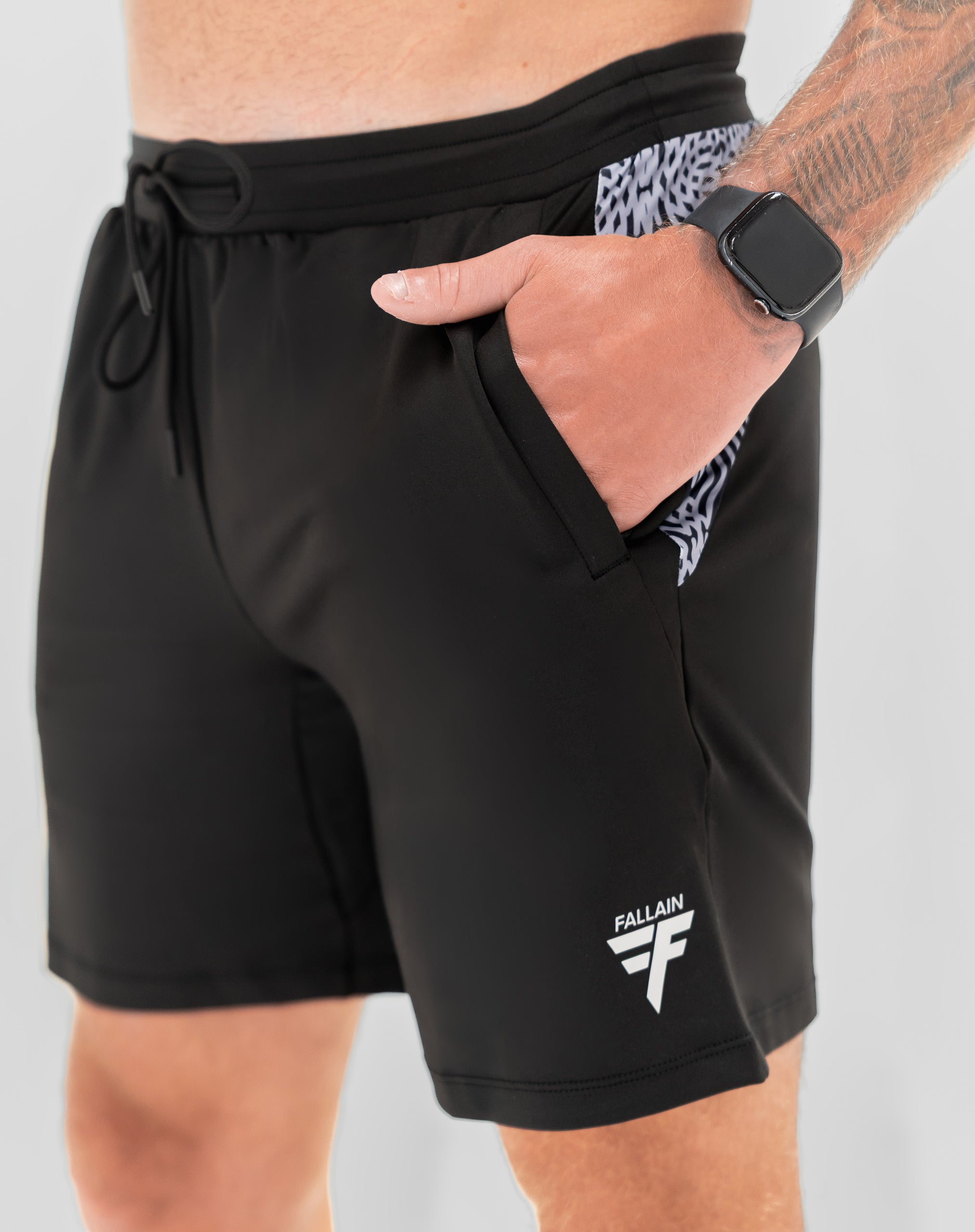 TÙSAIL DUBH SHORTS