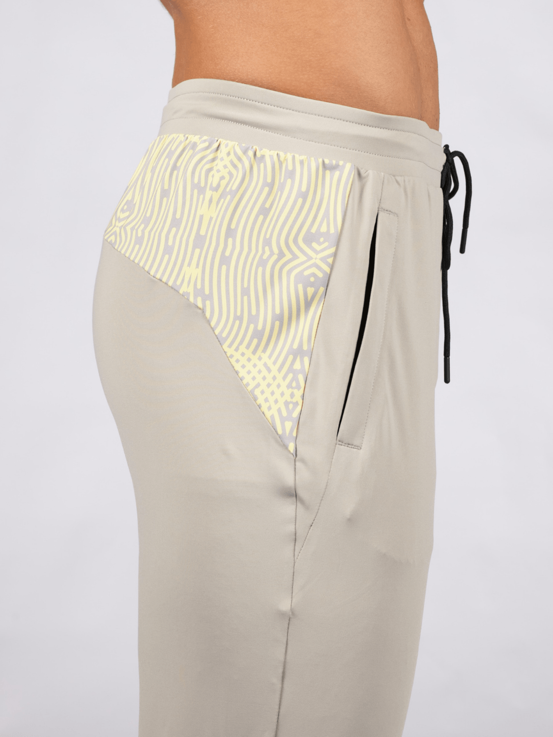 Tùsail Track Bottoms Buidhe - FallainFitness