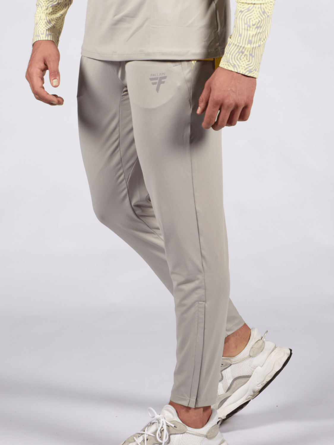 Tùsail Track Bottoms Buidhe - FallainFitness